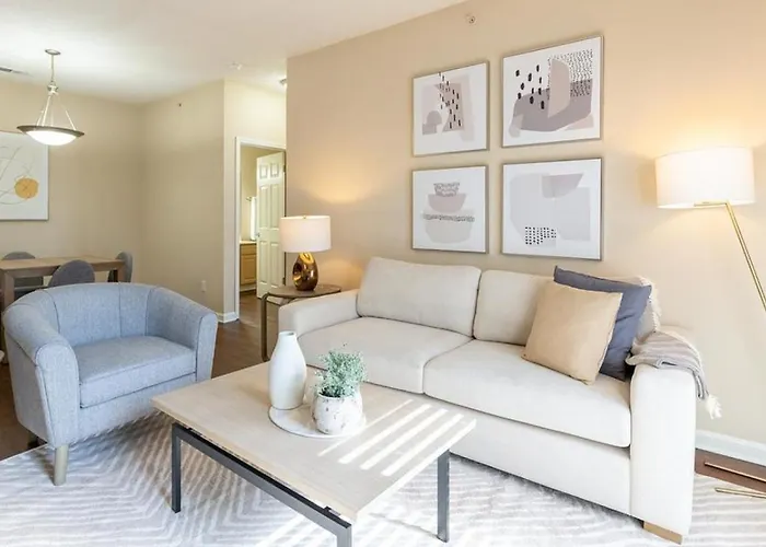 Landing Modern Apartment With Amazing Amenities