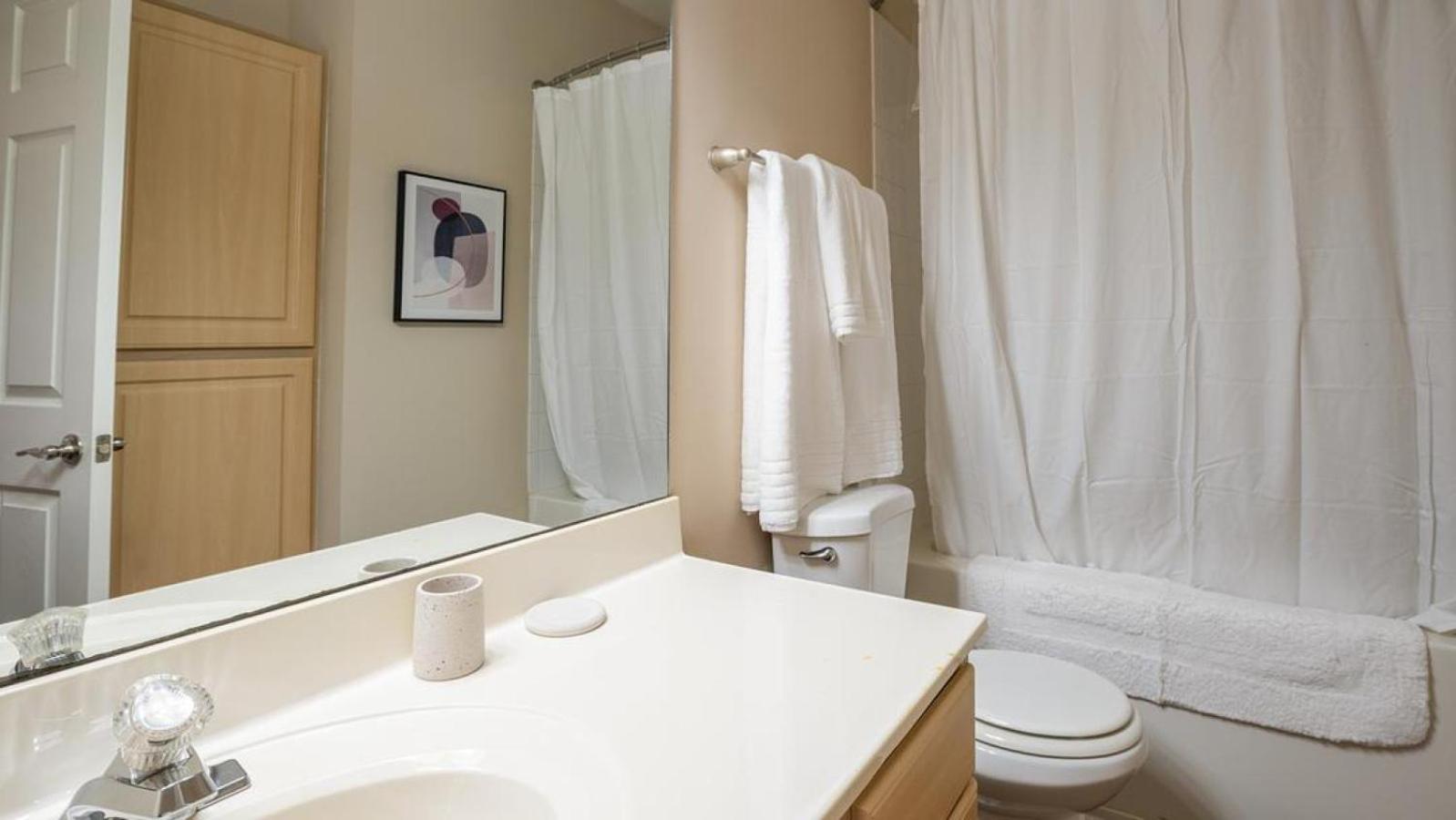 Landing Modern With Amazing Amenities Apartment *